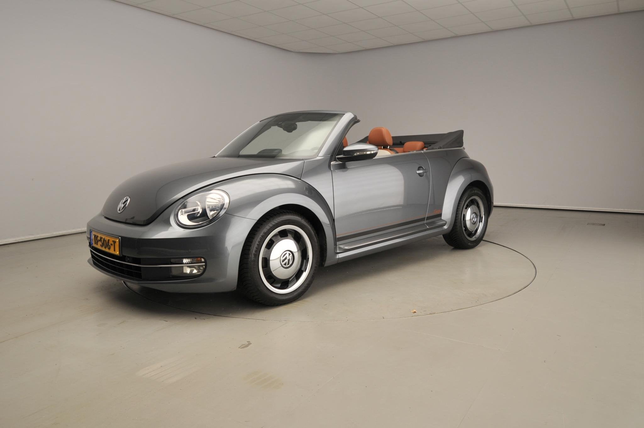 Volkswagen Beetle Cabriolet 1.2 TSI Design | 17" | Stoelverw, Auto diversen, Cabriolet, Volkswagen, Volkswagen AG, Handgeschakeld
