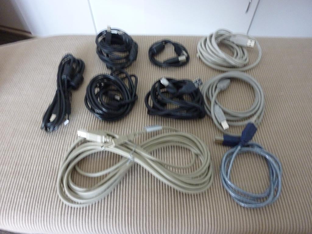 USB kabel, nieuw en gebruikt, Ophalen of Verzenden, Gebruikt, 2 tot 5 meter, Overige kabels