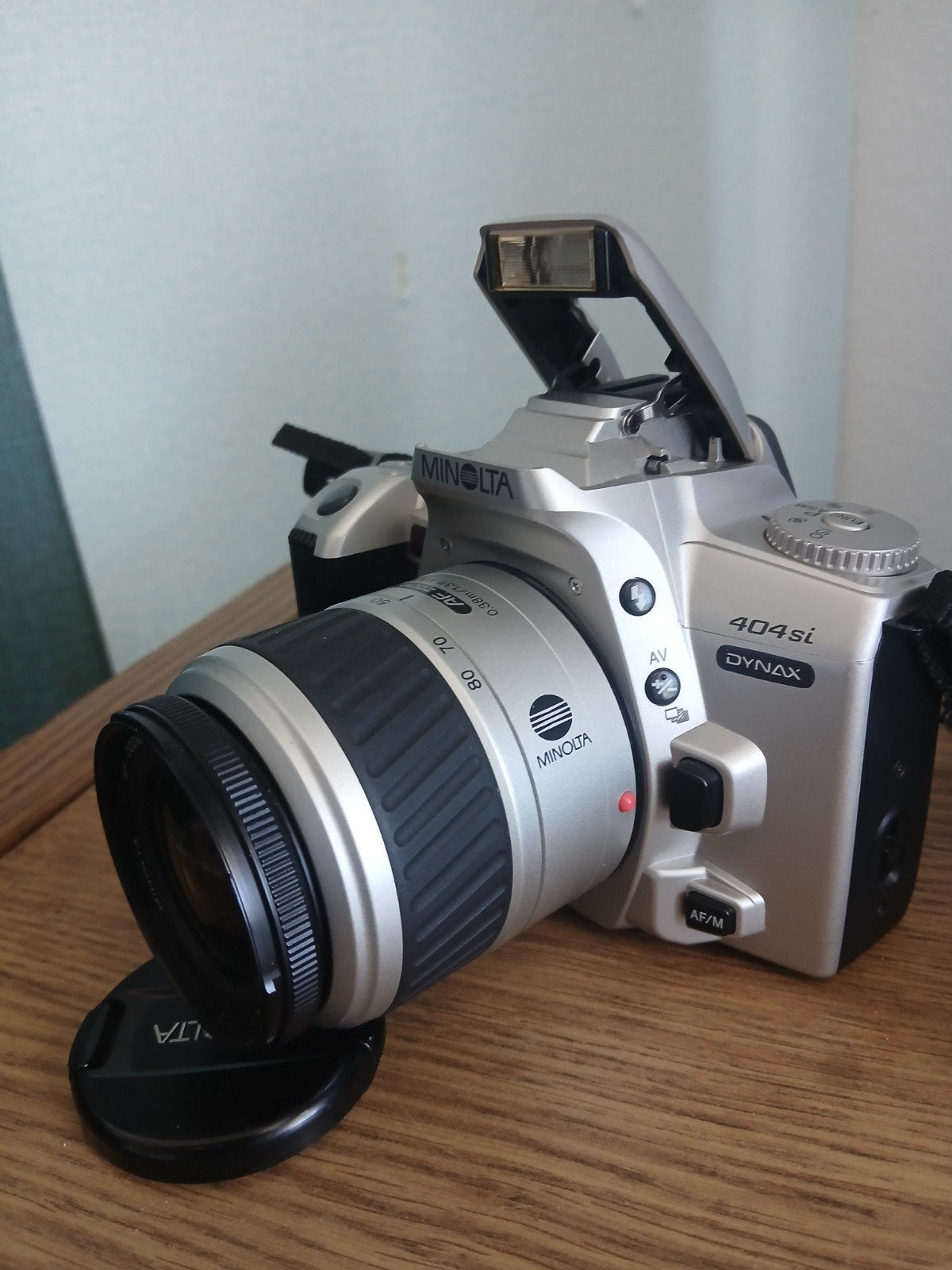 Minolta Dynax 404si Super met 35-80mm, film getest, Ophalen, Zo goed als nieuw, Spiegelreflex, Minolta