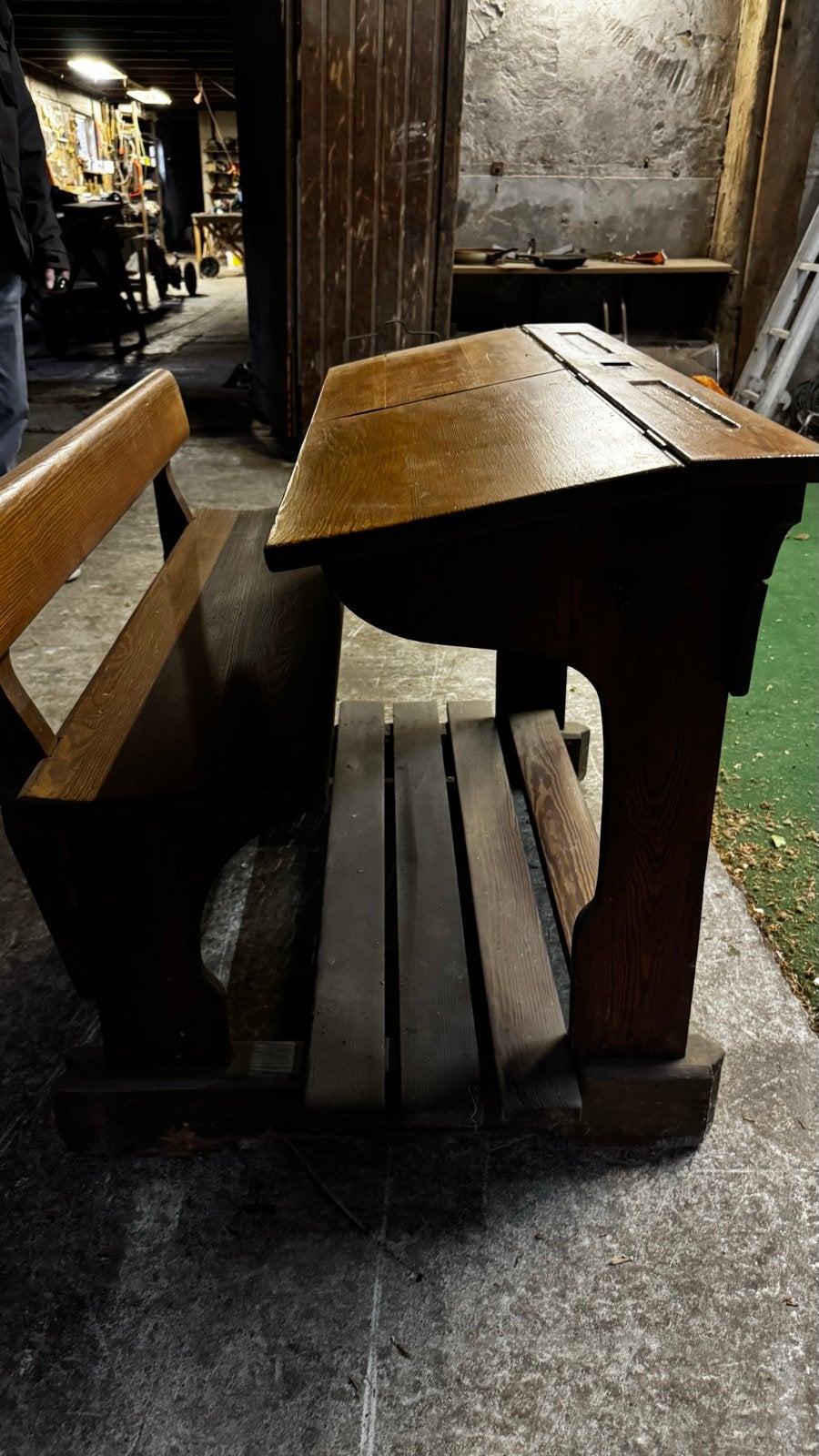 Antieke houten schoolbank met bankje, Ophalen