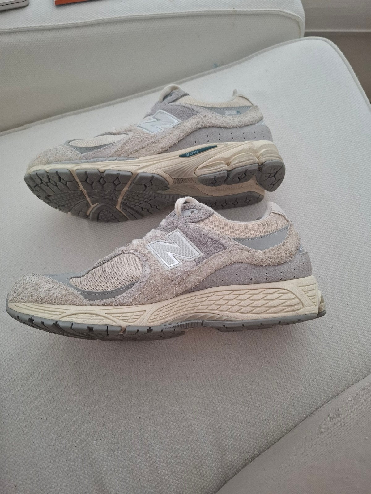 New Balance M2002D mt 41,5 NIEUW, Beige, New Balance, Ophalen of Verzenden, Sneakers of Gympen