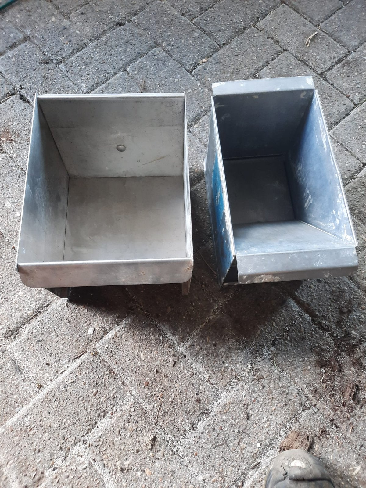Lijmbakken, Doe-het-zelf en Verbouw, Ophalen, Zo goed als nieuw