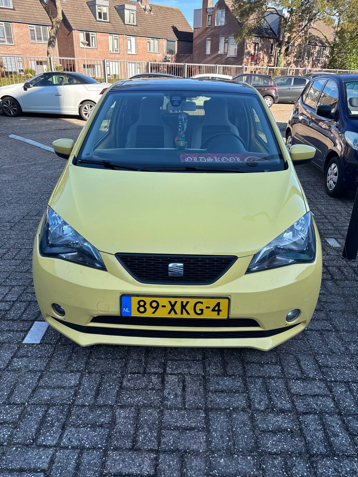 Seat Mii 1.0 44KW 2012 Geel, Voorwielaandrijving, 840 kg, 4 stoelen, Mii