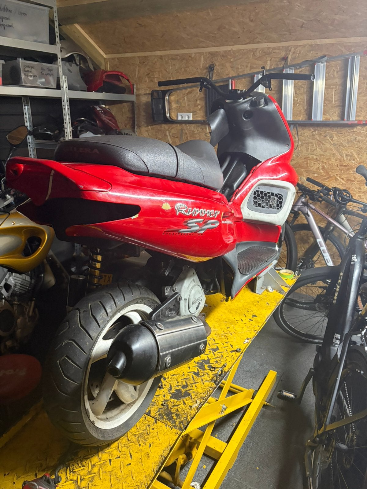 Runner kappenset tekoop!, Motoren, Ophalen of Verzenden