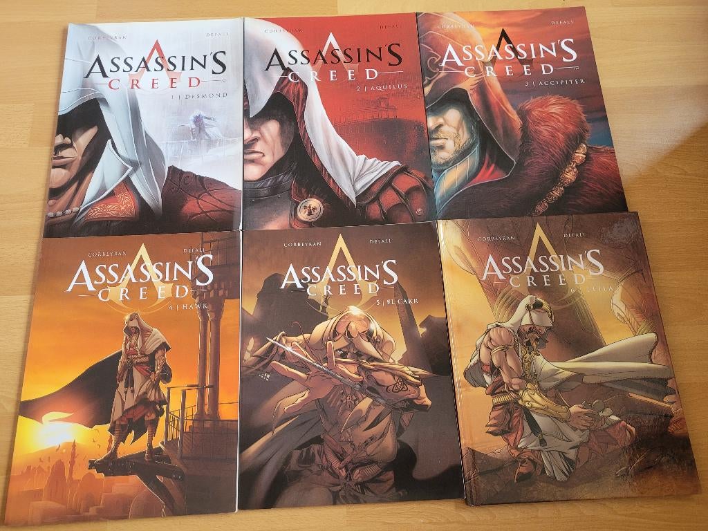 22 Assassin's creed boeken, Boeken, Meerdere stripboeken, Ophalen, Zo goed als nieuw