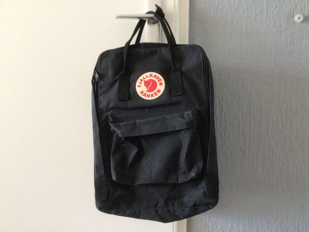 Fjallraven rugtas, zwart, 25 tot 40 cm, Zo goed als nieuw, Waterdicht, 30 tot 45 cm