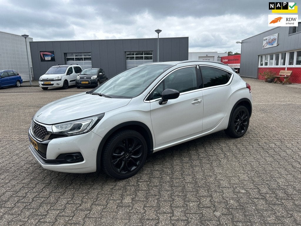 DS 4 Crossback 1.2 PureTech Business 130 PK Nederlandse auto, Auto's, DS, Gebruikt, 1199 cc, Wit, Bedrijf