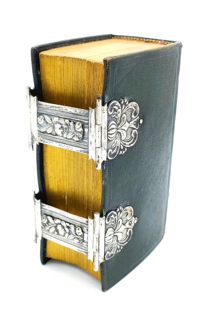 Bijbel, zilveren sloten, Wed. van Halteren, Schoonhoven 1869, Antiek en Kunst, Verzenden, Zilver
