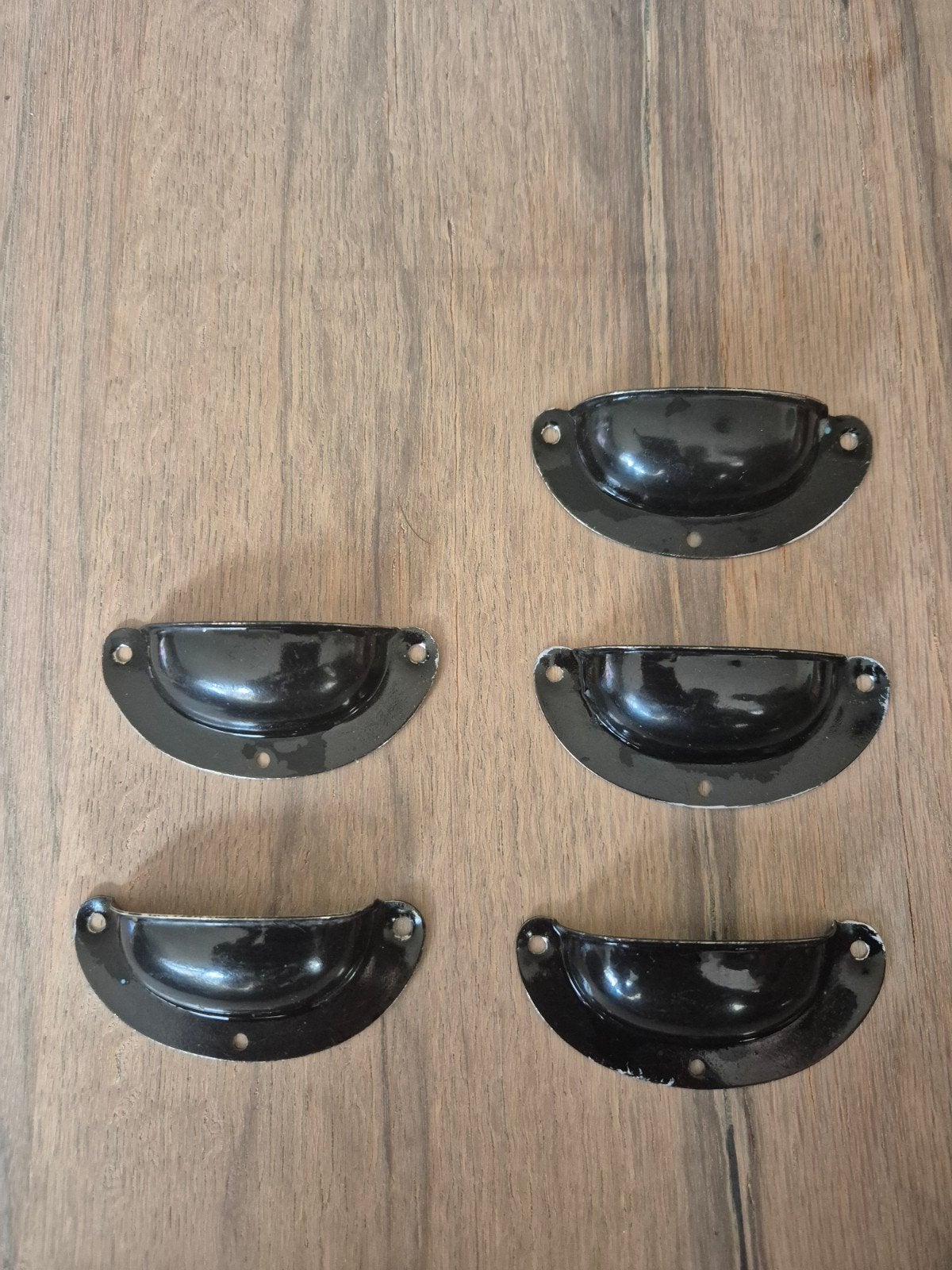 Set van 5 zwarte komgrepen voor lades of kasten, Ophalen, Gebruikt, IJzer, Klink of Kruk