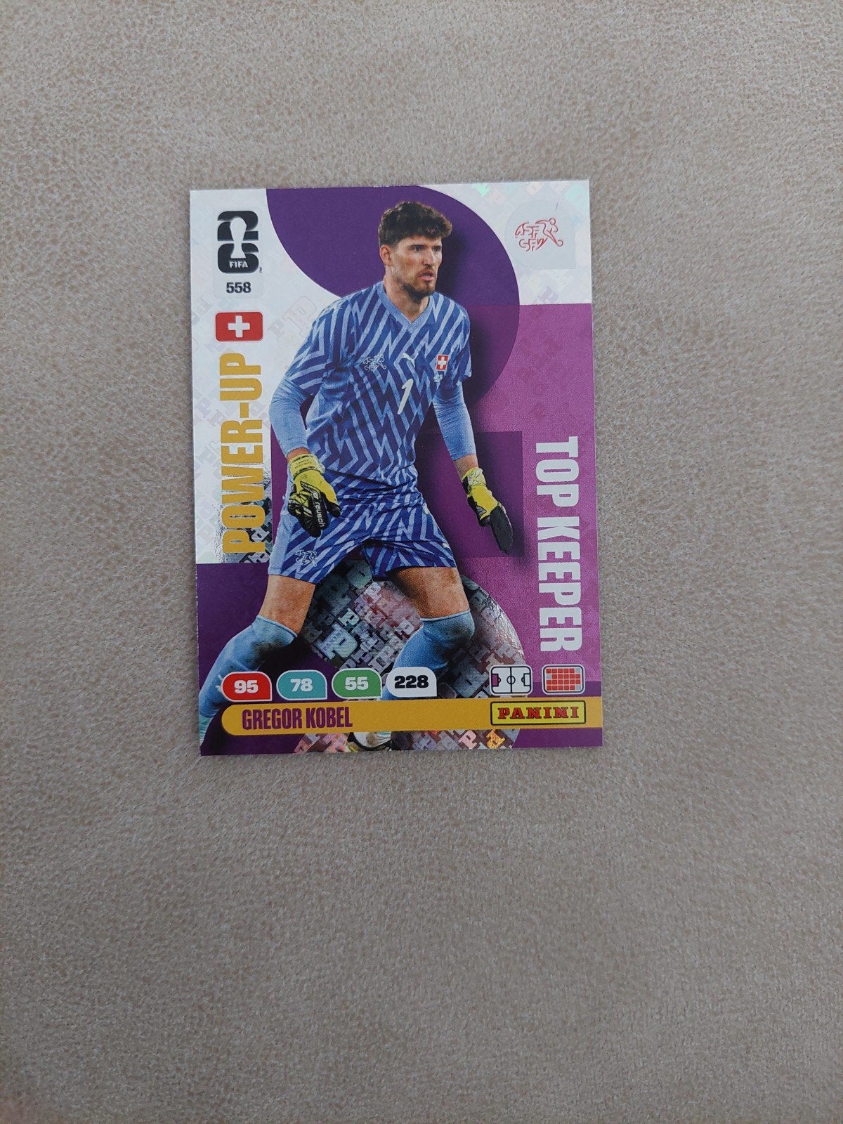 Panini FIFA 365 Adrenalyn XL 2024 Gregor Kobel Top Keeper, Verzamelen, Sportartikelen en Voetbal, Ophalen of Verzenden, Nieuw