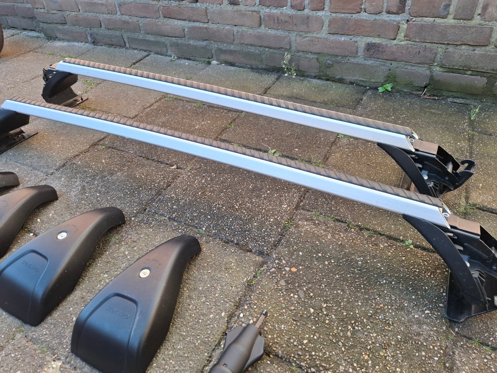 Orginele Volvo V60 dakdragers (2011-2018), Auto diversen, Dakdragers, Ophalen of Verzenden, Volvo, Info@volvo.nl, Zweden