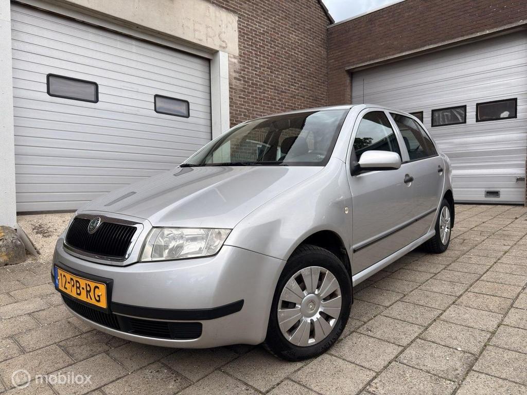 Skoda Fabia 1.4-16V Comfort, Voorwielaandrijving, 450 kg, 4 cilinders, Origineel Nederlands