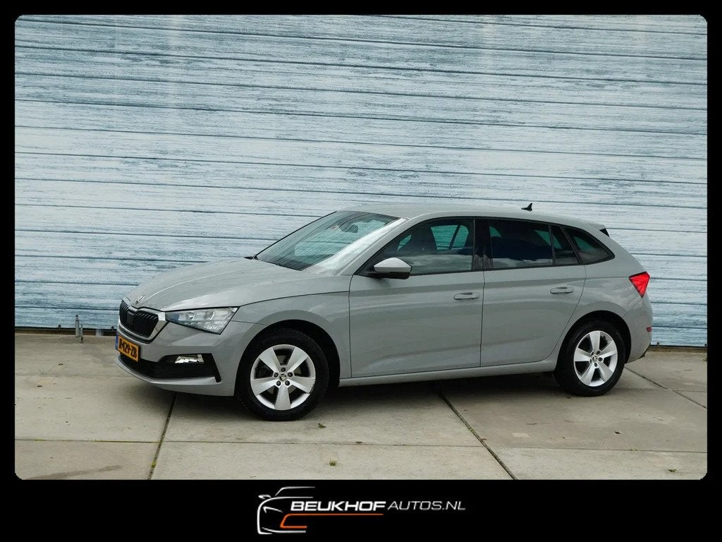 Skoda Scala 1.0 TSI Sport Business Virtual Dash € 13.450,0, Automaat, Gebruikt, Euro 6, 620 kg