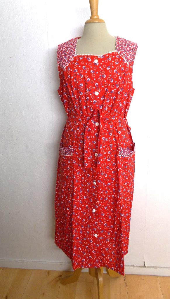 Vintage/retro/sixties look schort jurk! 46, Kleding | Dames, Jurken, Verzenden, Maat 46/48 (XL) of groter, Zo goed als nieuw, Rood