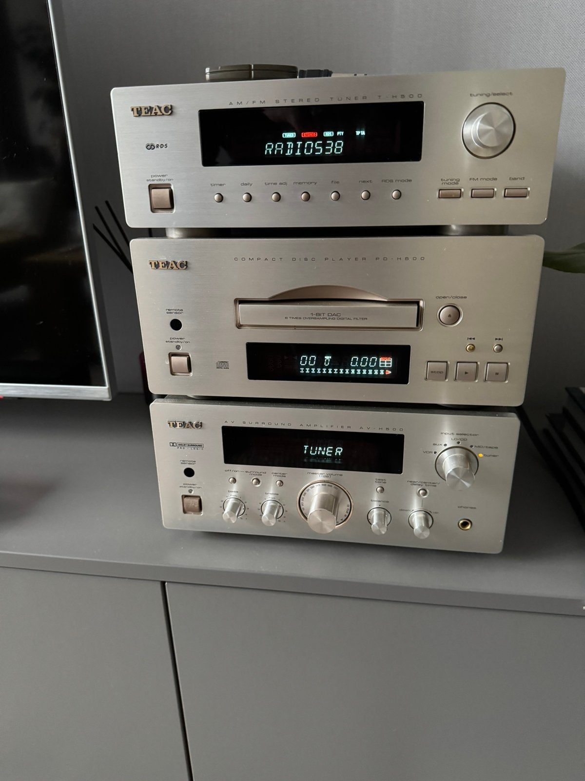 Teac 500 serie met KEF Q3, Cd-speler, Losse componenten, Zo goed als nieuw, Ophalen
