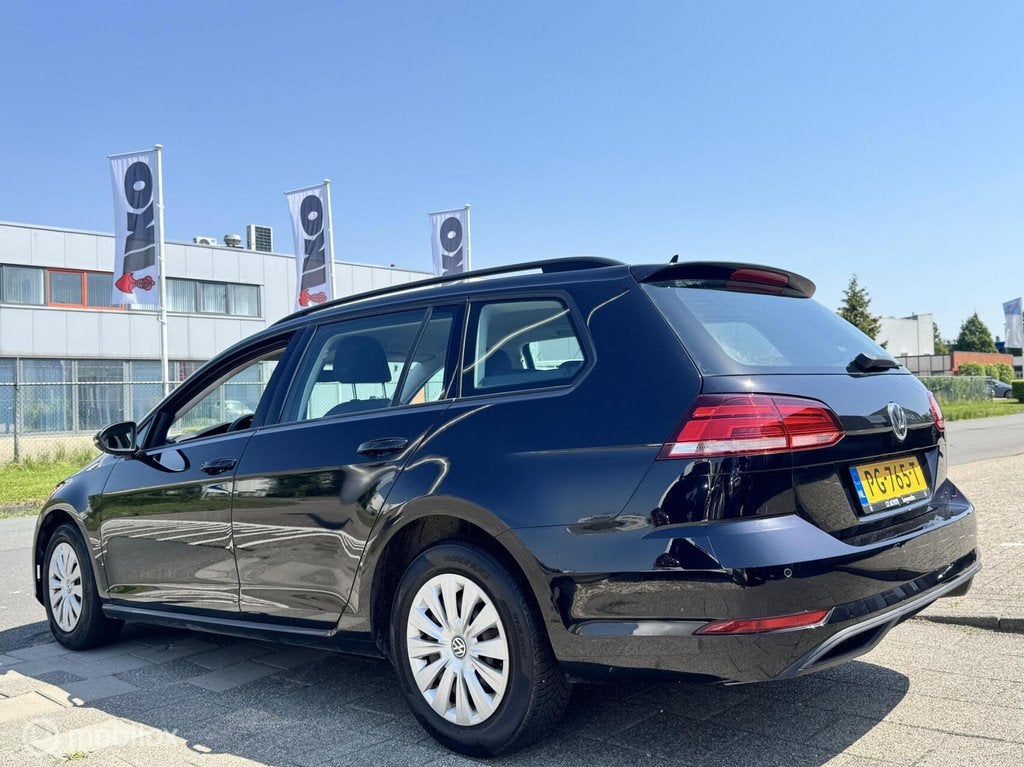 Volkswagen Golf Variant 1.0 TSI Trendline|Carplay Clima LED, Auto's, Voorwielaandrijving, 86 pk, Euro 6, Zwart