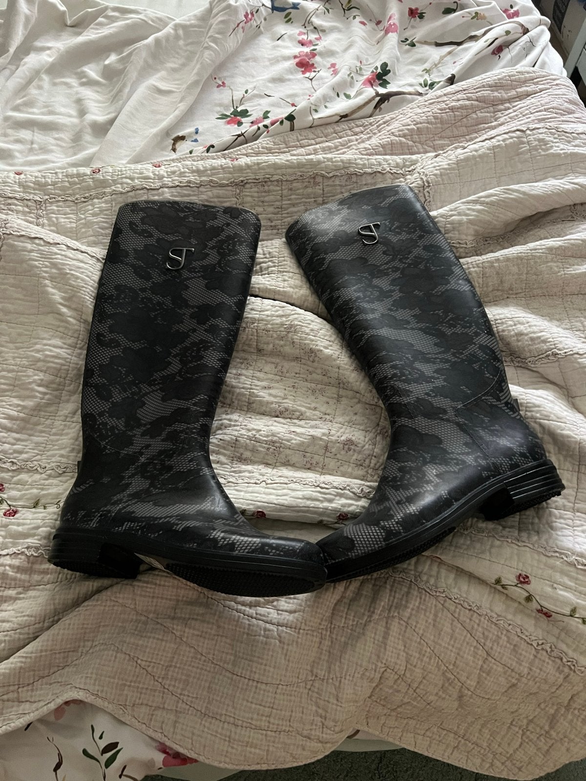 Prachtige regenlaarzen maat 38, Kleding | Dames, Schoenen, Ophalen, Gedragen, Zwart, Regenlaarzen
