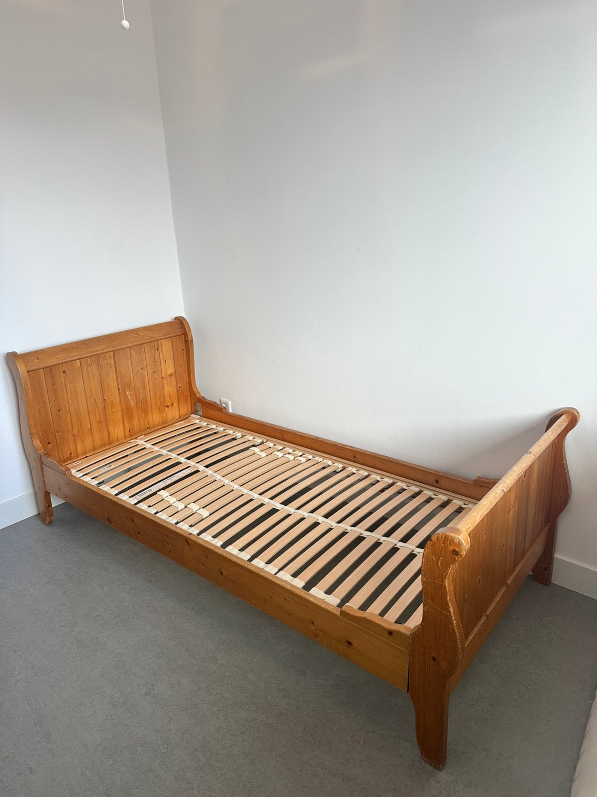 Bed 90x200 grenen vintage, Ophalen, 90 cm, Eenpersoons, Bruin