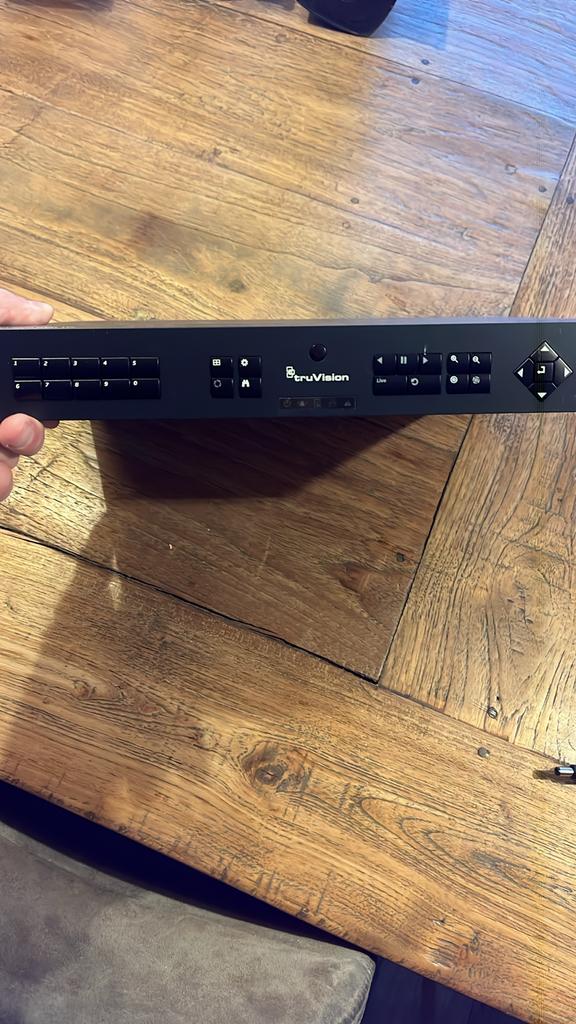 TruVision NVR11c 4-kanaals recorder - TVN-1104CS-1T, Ophalen of Verzenden, Gebruikt