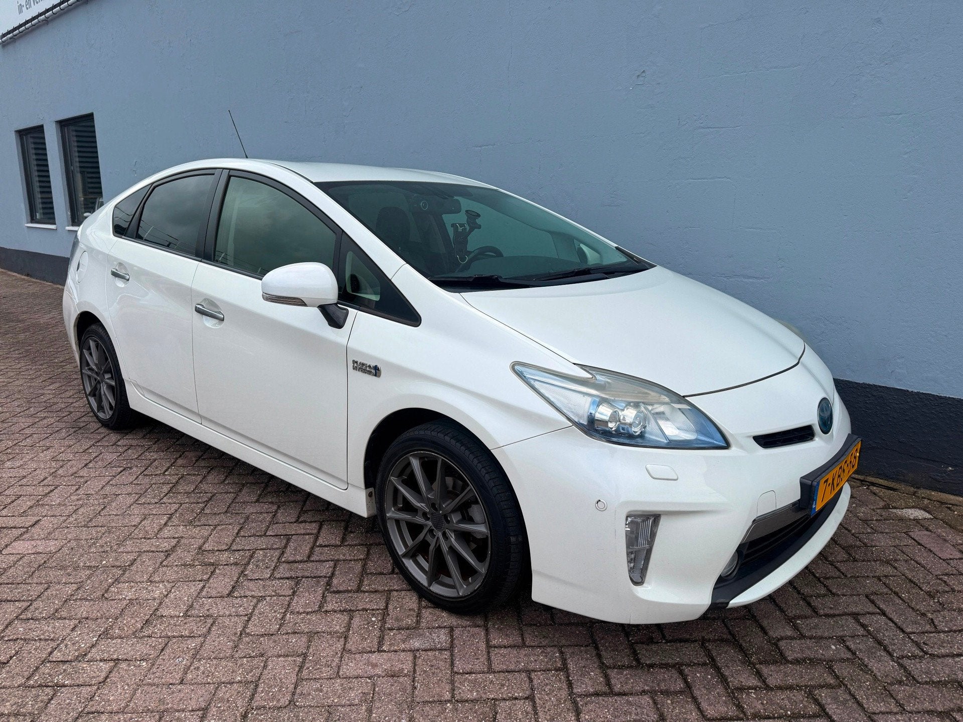 Toyota Prius 1.8 Plug-in Executive Business - Leder - Navi, Euro 5, Wit, Prius, 1798 cc