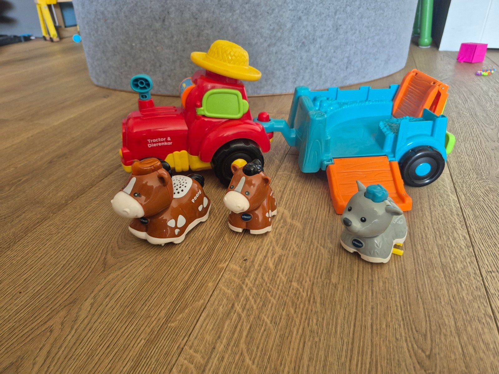 Tractor met dierenkar, Ophalen of Verzenden, Gebruikt, 2 tot 4 jaar