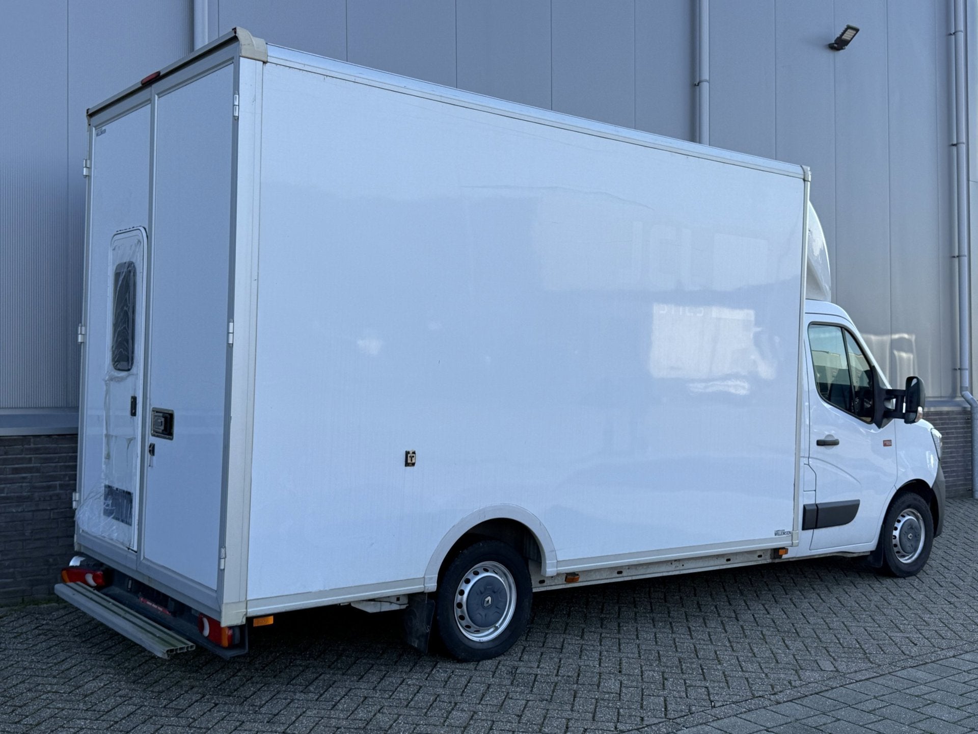 Renault Master T35 2.3 dCi 150 L3 Energy MET WERK! (2020), Auto's, Bestelauto's, 2430 kg, Gebruikt, Euro 6, 4 cilinders