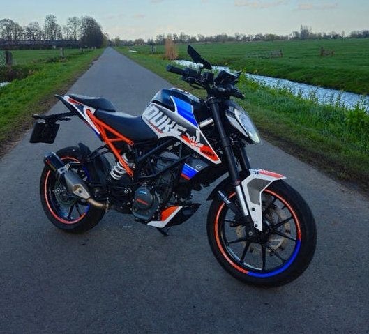 ktm duke 125 (2020), Ophalen