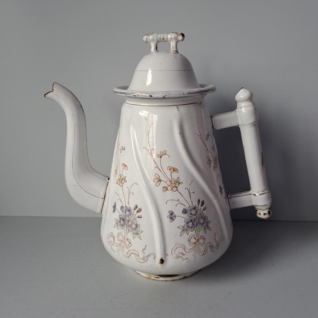 Antieke, ietwat gehavende, emaille koffiekan, Antiek en Kunst, Ophalen of Verzenden