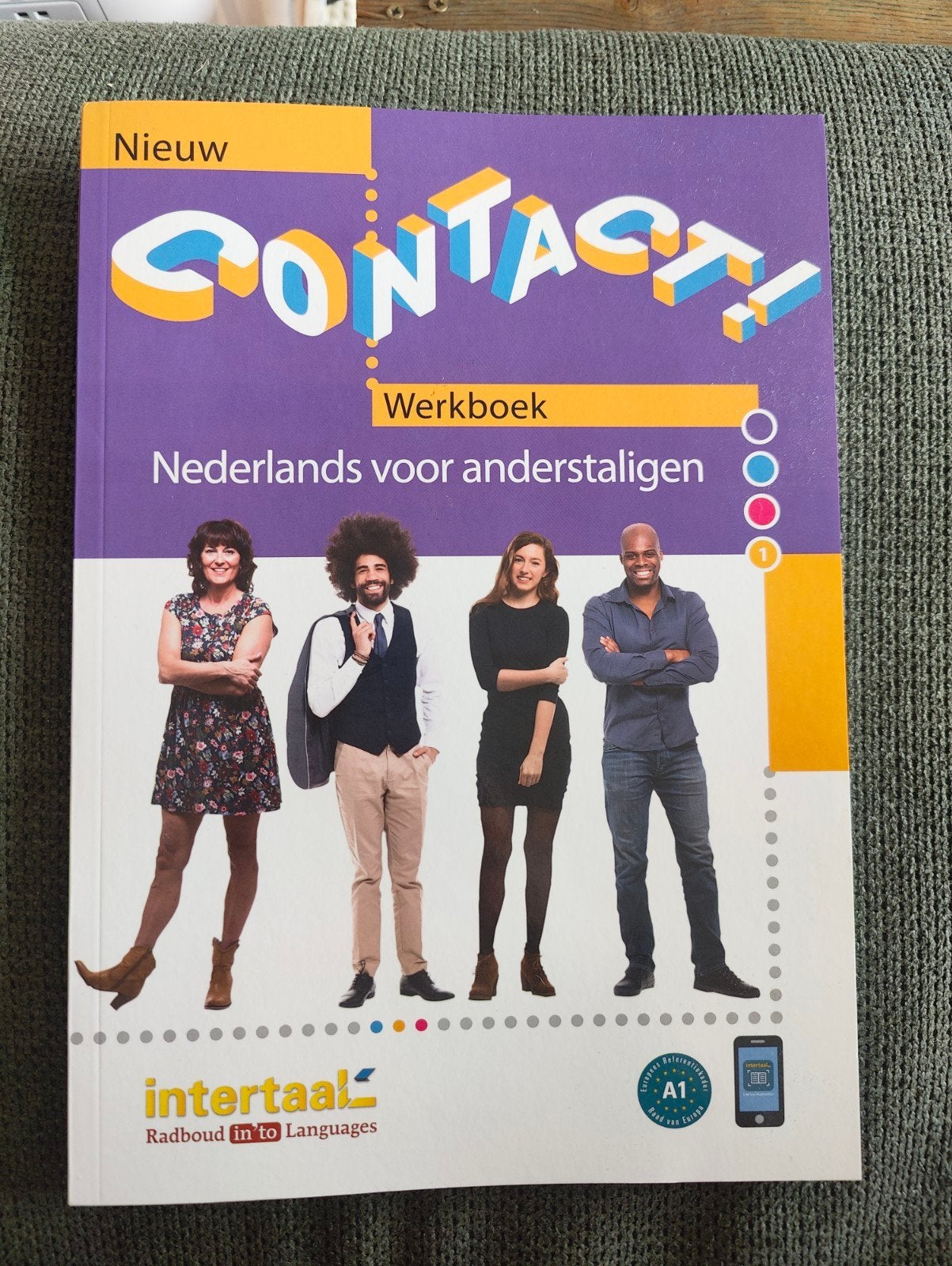 Contact! Nederlands voor anderstaligen. Werkboek & Tekstboek, Boeken, Ophalen of Verzenden, Zo goed als nieuw, Nederlands, Non-fictie