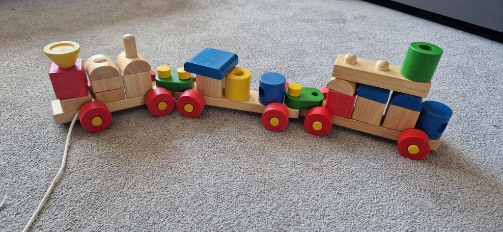 Speelgoed houten trein, Ophalen