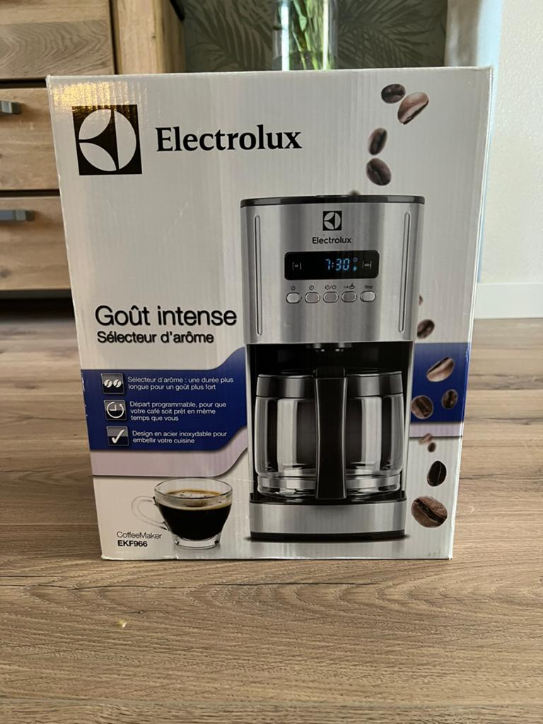 Koffiezetapparaat, Electrolux, Ophalen, Zo goed als nieuw, Koffiemachine