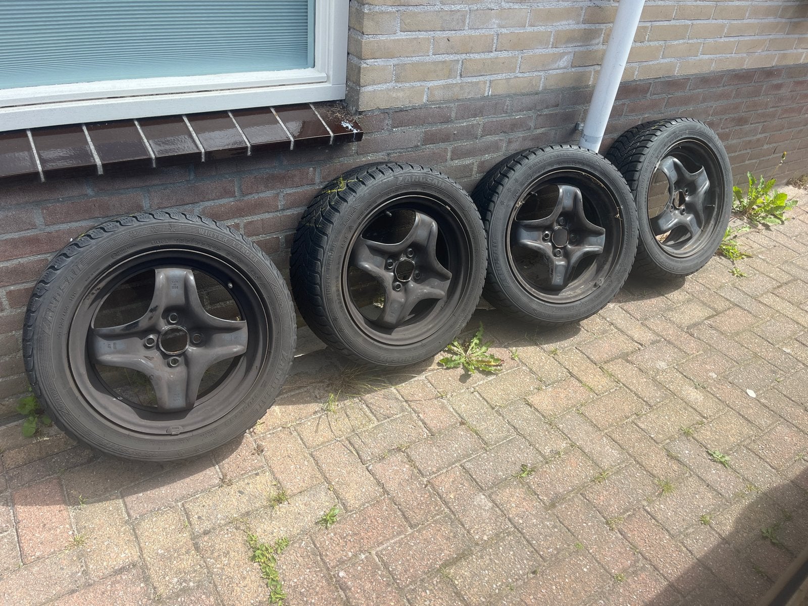 Winterbanden met velg voor Opel Karl (185/55R15), Auto-onderdelen, Banden en Velgen, Ophalen, Gebruikt, 15 inch, Banden en Velgen