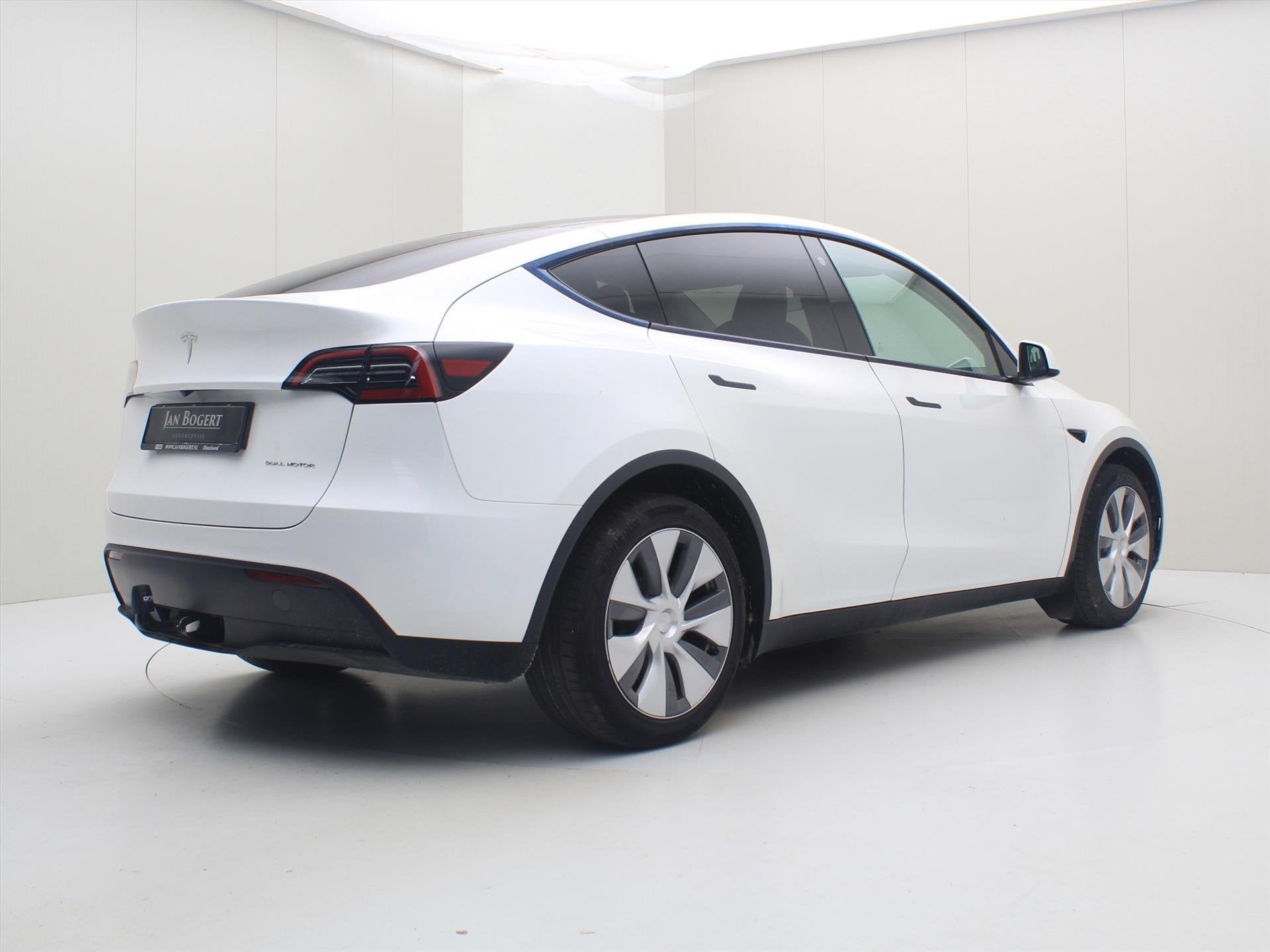 Tesla Model Y Long Range AWD 75kWh 351pk 94.3% SoH [ TREKHAA, Auto's, Tesla, Automaat, Gebruikt, Zwart, Wit