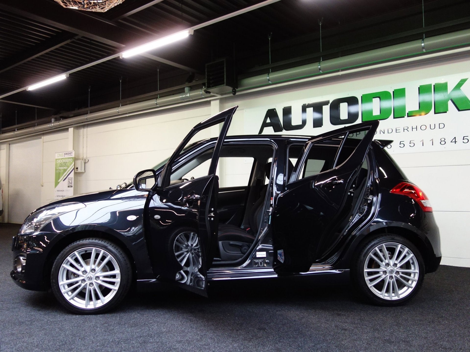 Suzuki Swift 1.6 Sport Xenon|Nieuwstaat|Carplay |Android, Auto's, Suzuki, Voorwielaandrijving, Gebruikt, 4 cilinders, 400 kg