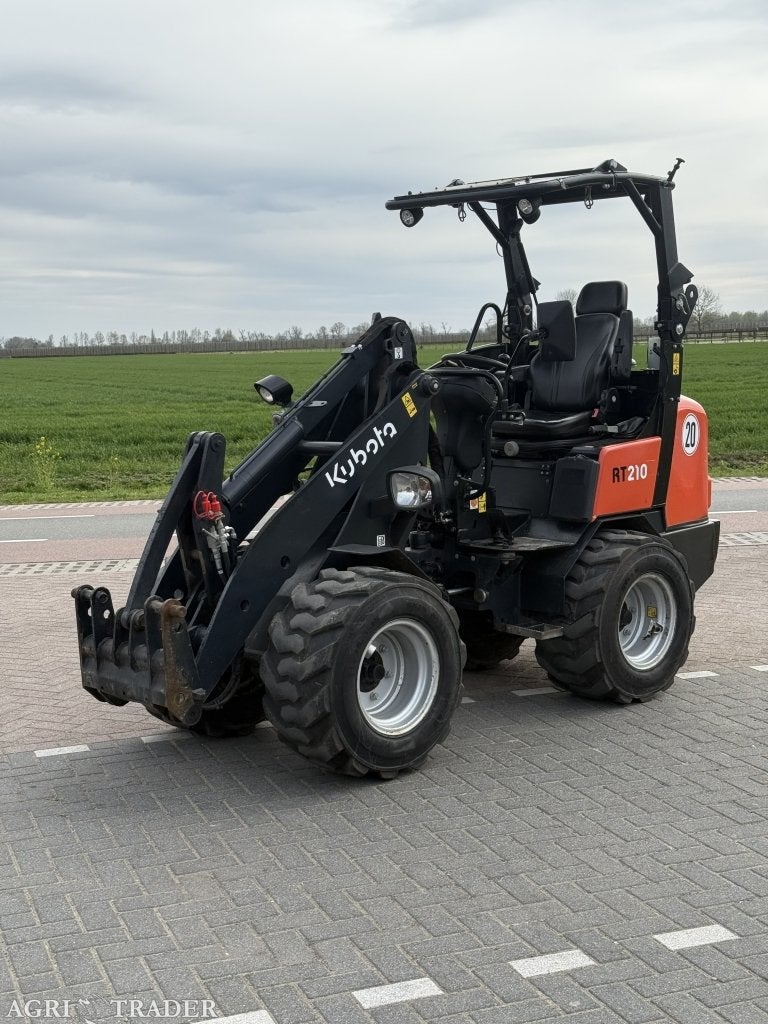 Giant g2200 Kubota rt210 ( 2019 ), -, Niet opgegeven, Ophalen of Verzenden, Niet opgegeven