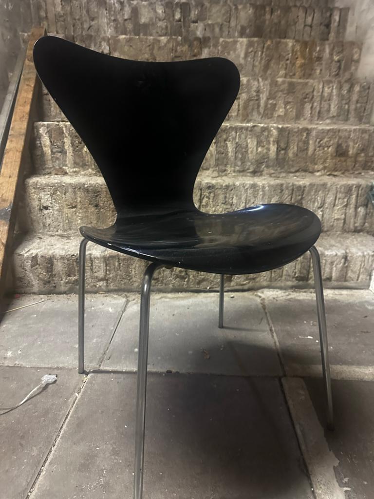 Vier originele Arne Jacobsen Vlinderstoelen Frits Hansen, Ophalen