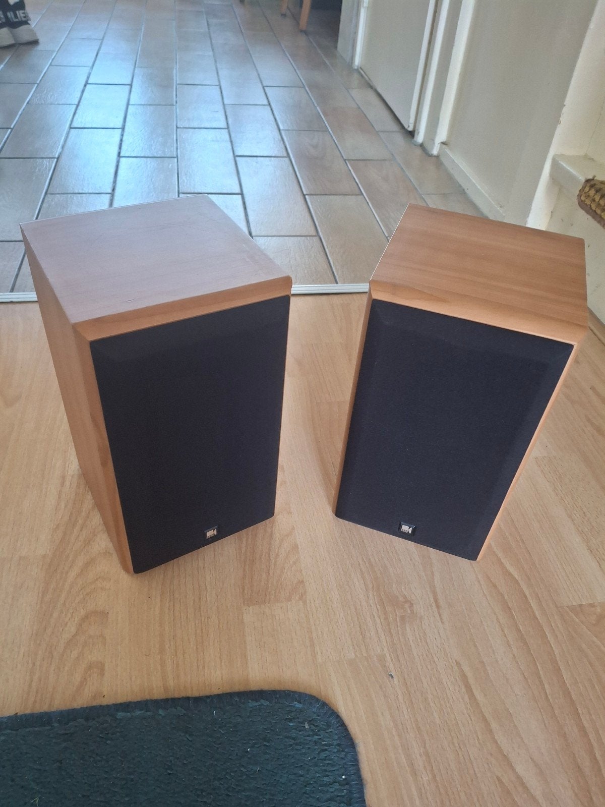 KEF Cresta  SP3320., Audio, Tv en Foto, Luidsprekers, Ophalen of Verzenden, Zo goed als nieuw, 60 tot 120 watt, Basreflex