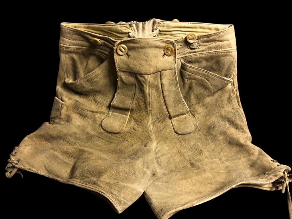 Pre-War/WW2 Hitlerjugend lederhose, Ophalen of Verzenden, Nederland