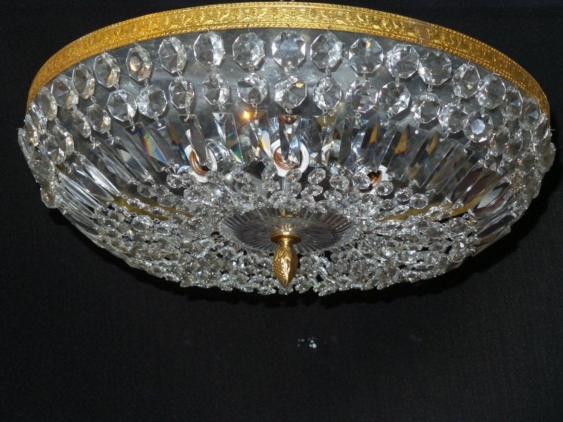 Grote oude kristallen plafonniere heeft een  messing frame, Huis en Inrichting, Lampen | Plafondlampen, Ophalen, 52 cm, Gebruikt