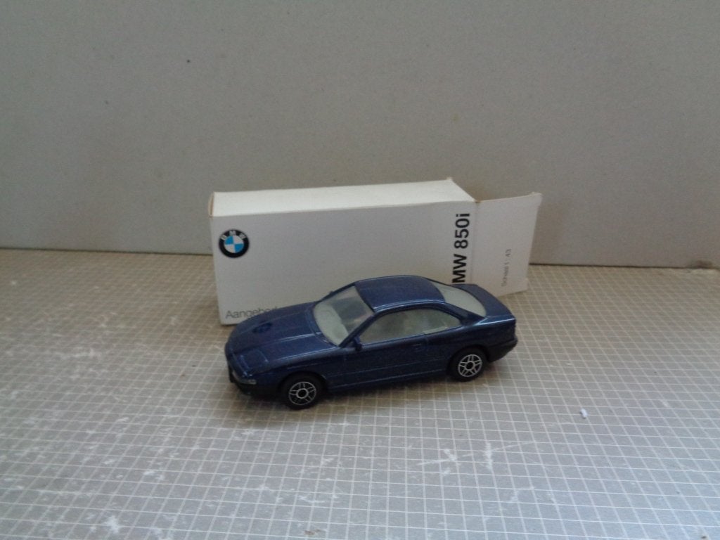 bmw in doosje, Ophalen of Verzenden, Zo goed als nieuw, Auto, Overige merken