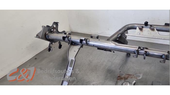Dashboard Balk van een Renault Trafic, Gebruikt, -, Renault, -