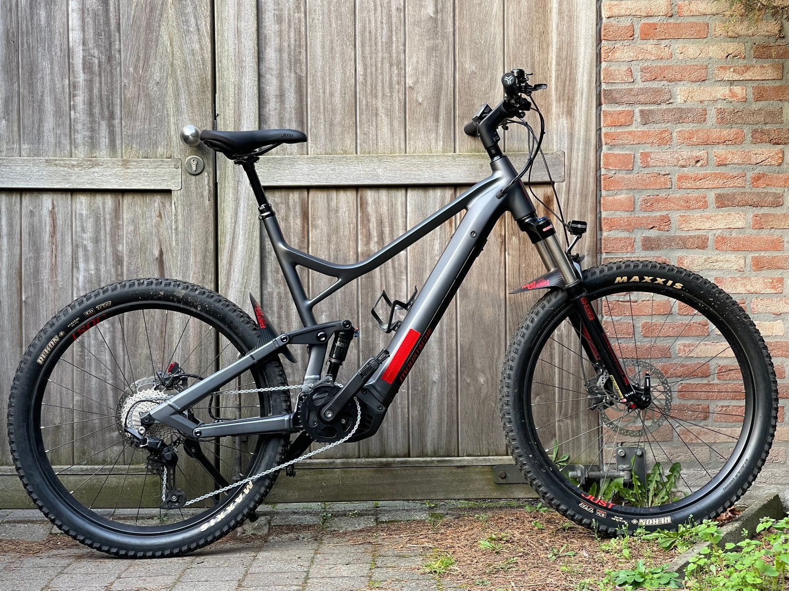 Moustache Samedi 27 Wide 2 mountainbike in nieuwstaat!!, Fully, Zo goed als nieuw, Schijfrem, Ophalen