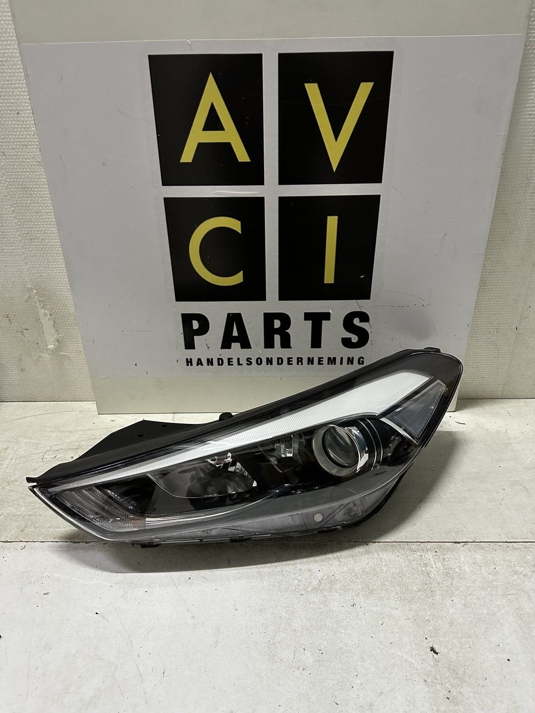 Koplamp Hyundai Tucson III Led 92101-D7100  links, Gebruikt, -, -, Ophalen of Verzenden