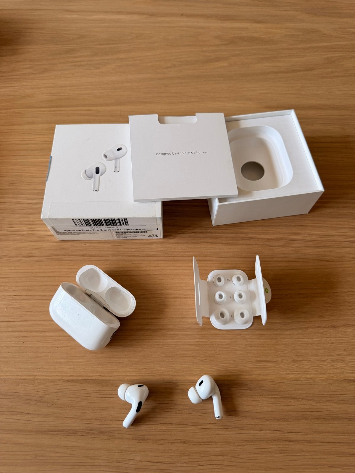 Apple AirPods Pro 2 met gloednieuwe ear tips (alle maten!), In-ear, Bluetooth, Ophalen of Verzenden, Zo goed als nieuw