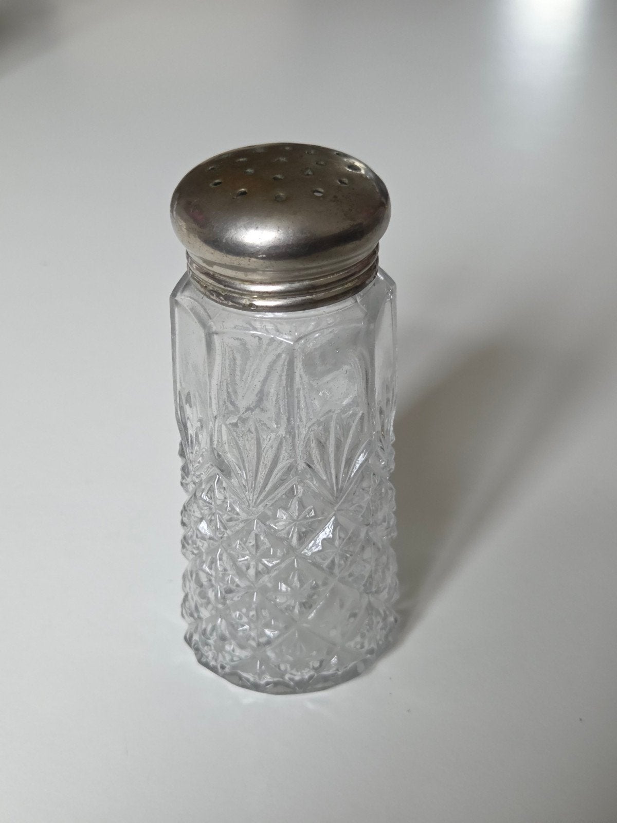 Vintage Glazen Zoutvaatje met Metalen Dop, Ophalen of Verzenden