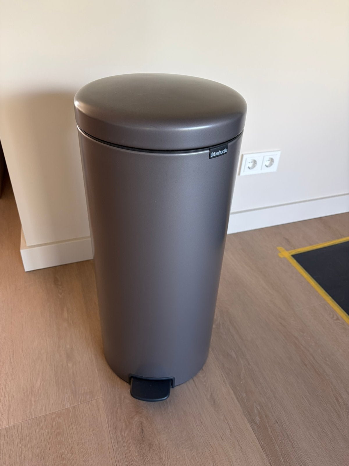 Brabantia pedaalemmer prullenbak, Ophalen, Zo goed als nieuw