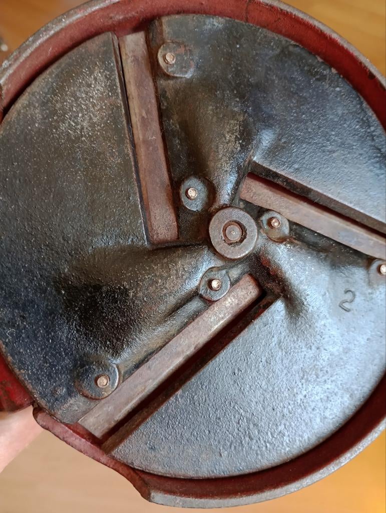 Antieke Pe.De. snijbonenmolen - Vintage keukenmachine, Antiek en Kunst, Ophalen of Verzenden