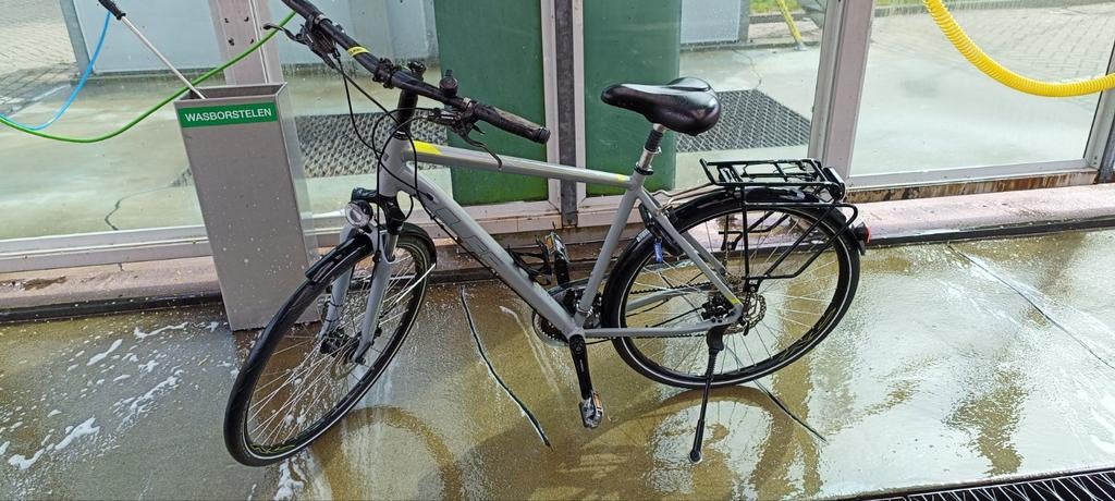 Cube fiets met versnellingen en bagagedrager, Gebruikt, Velgrem, Versnellingen, 53 tot 57 cm