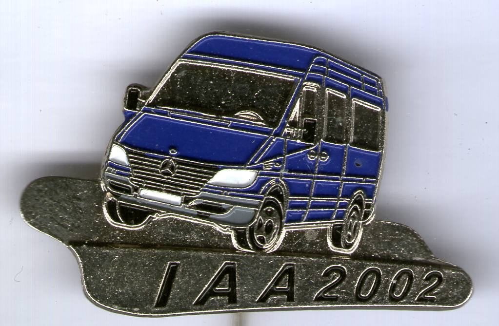 IAA 2002 Mercedes bus blauw email auto speldje ( T_064), Verzenden, Zo goed als nieuw, Transport, Speldje of Pin