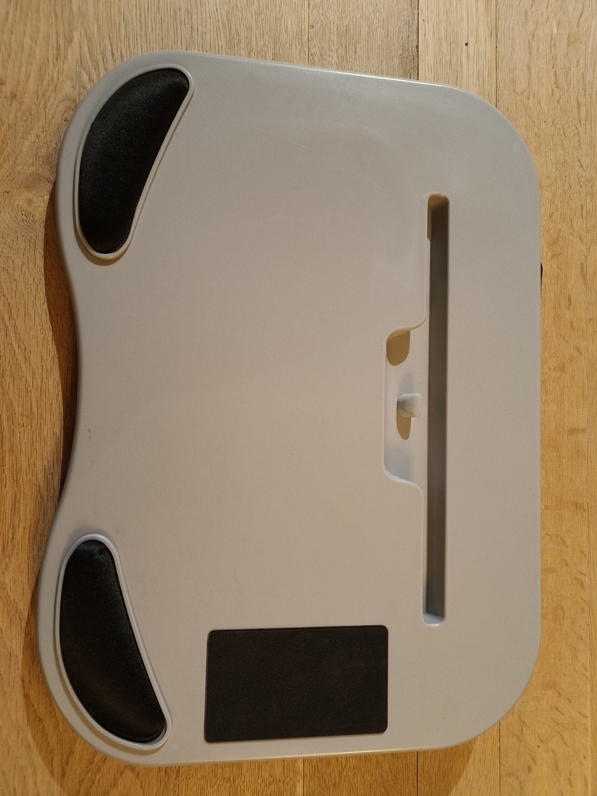 Laptophouder / Laptoptafel voor op schoot, Ophalen of Verzenden, Zo goed als nieuw